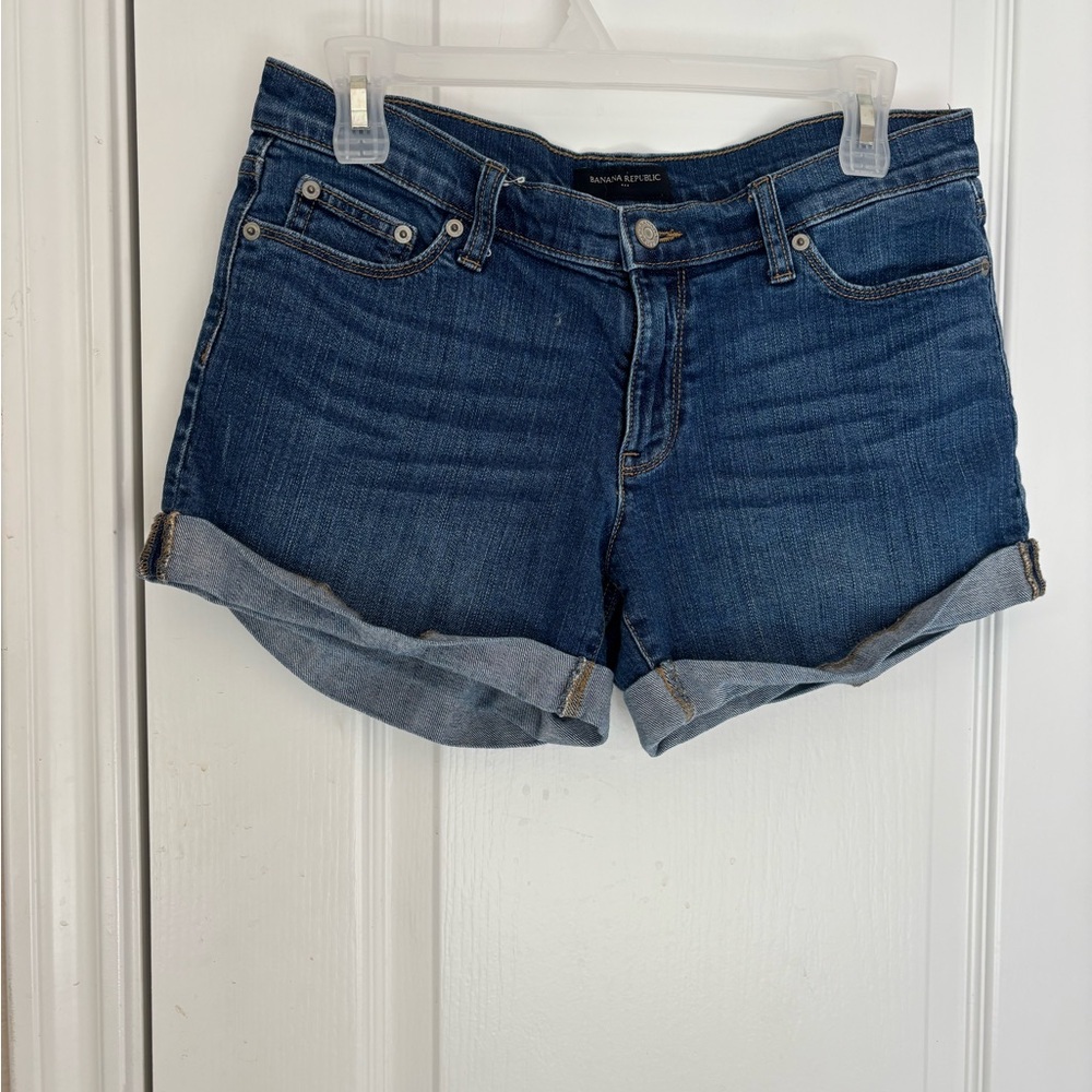 Banana Republic Women’s 27/4 Blue Denim Jean Classic Rolled Hem Summer Shorts